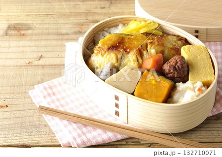 焼き魚弁当 焼き魚弁当 132710071