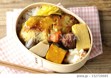 焼き魚弁当 132710085