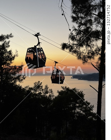 sea ​​sunset beauty view background. High quality photo 132714752