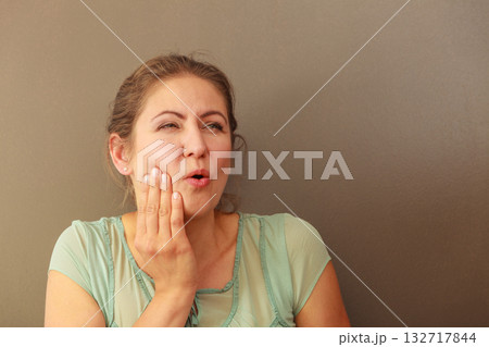 Woman feel pain ache 132717844