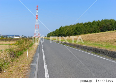 埼玉県吉川市江戸川沿いの道2025年10月 埼玉県吉川市江戸川沿いの道2025年10月 132721395