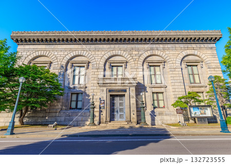 北海道　小樽市　旧三井銀行小樽支店 132723555