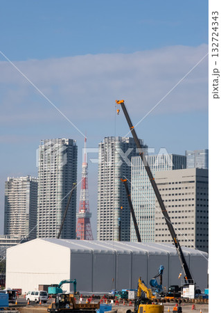 勝どきから大型クレーンと港区方面を見た風景 勝どきから大型クレーンと港区方面を見た風景 132724343