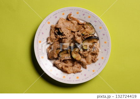 茄子と豚肉の味噌炒め 茄子と豚肉の味噌炒め 132724419
