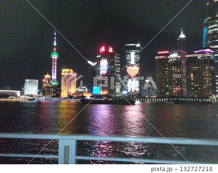 上海の夜景 132727218