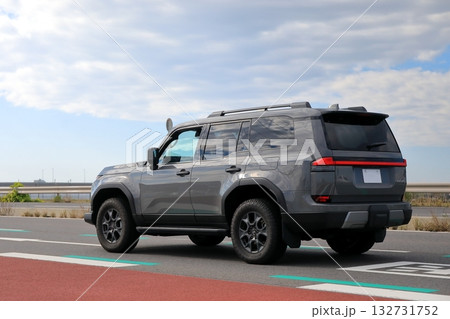 高級SUV　イメージ 132731752