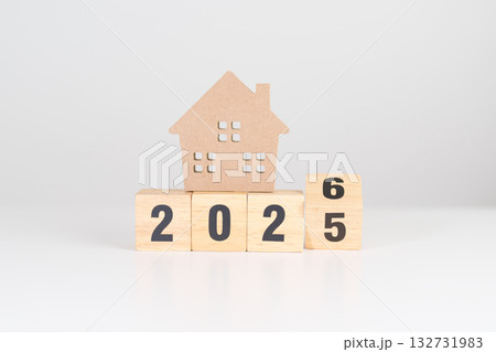 2025 end year to Happy New Year 2026 with house model. real estate, Home loan and mortgage, tax, investment, financial, savings and New Year Resolution concepts 2025 end year to Happy New Year 2026 with house model. real estate, Home loan and mortgage, tax, investment, financial, savings and New Year Resolution concepts 132731983