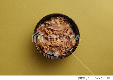 牛丼 132732946