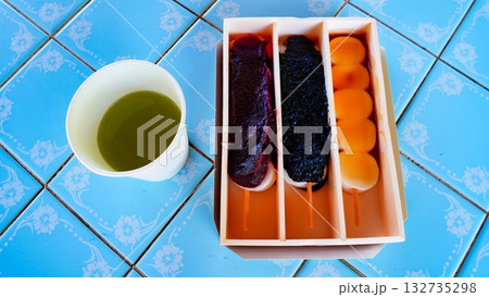 郭公だんごとお茶 郭公だんごとお茶 132735298