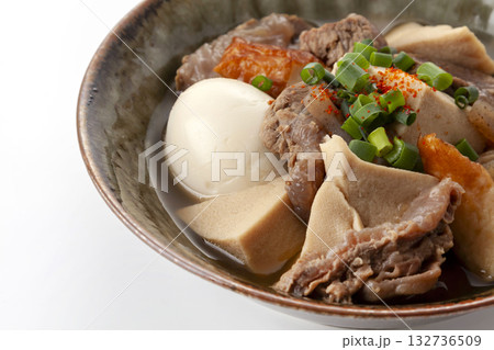 牛すじの煮物 132736509