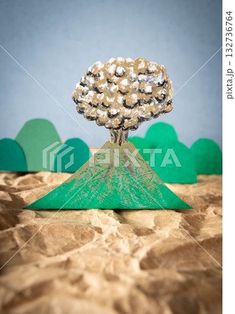 火山噴火　火山灰対策　噴火情報　降灰予報 132736764