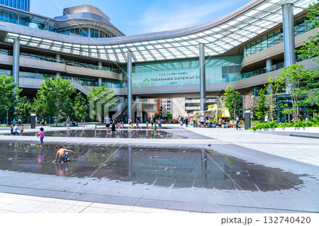 【東京都】街と自然が一体化したような高輪ゲートウェイシティ 132740420