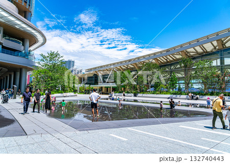 【東京都】街と自然が一体化したような高輪ゲートウェイシティ 132740443