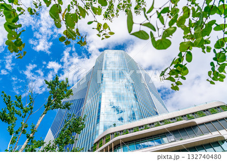 【東京都】街と自然が一体化したような高輪ゲートウェイシティ 132740480