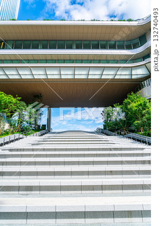 【東京都】街と自然が一体化したような高輪ゲートウェイシティ 132740493