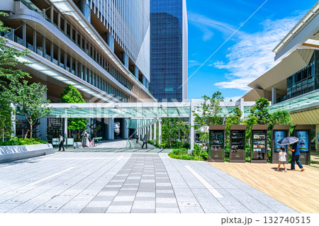 【東京都】街と自然が一体化したような高輪ゲートウェイシティ 132740515