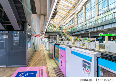 【東京都】スタイリッシュな構内が印象的な高輪ゲートウェイ駅 【東京都】スタイリッシュな構内が印象的な高輪ゲートウェイ駅 132740521