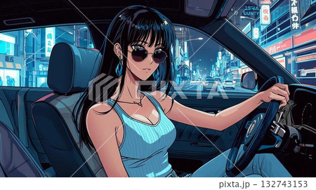 サングラスをかけて運転する女性と夜の街並み サングラスをかけて運転する女性と夜の街並み 132743153