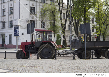Street sketches of the lower city. 132744845