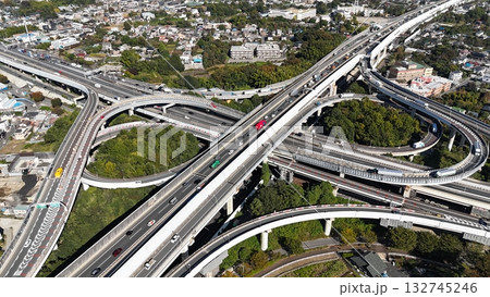 【ドローン空撮】東北自動車道 川口JCT|ジャンクションの立体交差とその全貌 【ドローン空撮】東北自動車道 川口JCT|ジャンクションの立体交差とその全貌 132745246