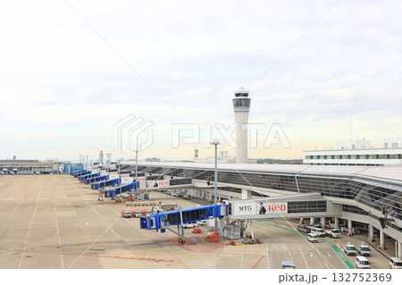 愛知県常滑市、中部国際空港の風景 132752369