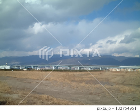 南芦屋浜の埋め立て地・開発前の更地風景。今は見られない風景。 南芦屋浜の埋め立て地・開発前の更地風景。今は見られない風景。 132754951