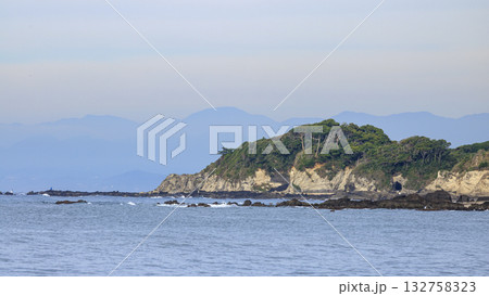 和田長浜の秋 132758323