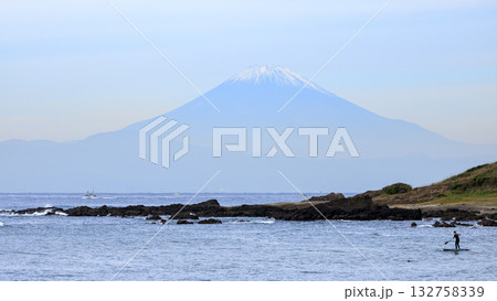 和田長浜の秋 132758339