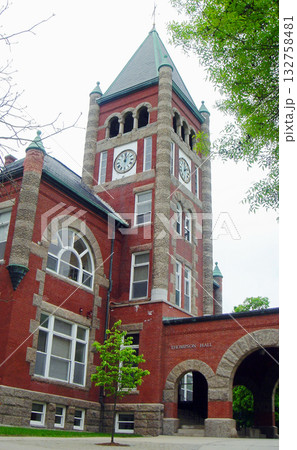 アメリカ合衆国　ニューハンプシャー大学　トンプソン・ホール　時計塔 132758481