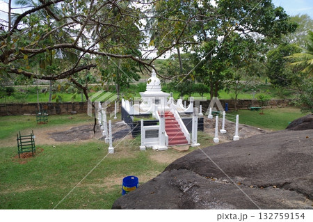 スリランカ　世界遺産　聖地アヌラーダプラ 132759154