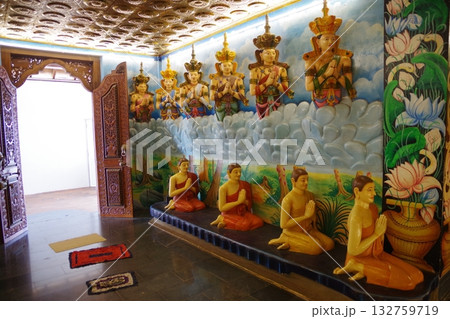 スリランカ　仏教伝来の地　ミヒンタレー 132759719