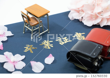 卒業イメージ 小学校 132760330