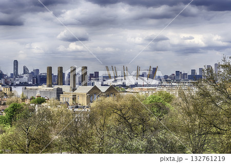 Panoramic view from the Royal Observatory in Greenwich, London, UK 132761219