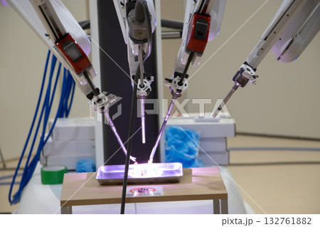 手術支援ロボット 手術支援ロボット 132761882