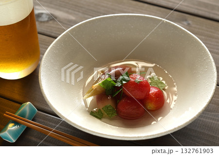 ミニトマトとみょうがの酢漬け 132761903