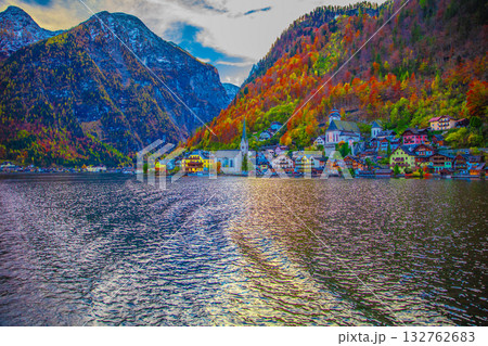 ハルシュタット湖の絶景 132762683