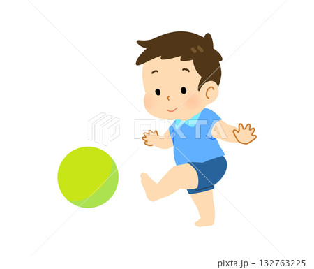 ボールを蹴る子どものイラスト 132763225