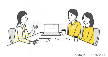 窓口でお客様の接客をするビジネスパーソン 窓口でお客様の接客をするビジネスパーソン 132763524