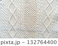 アイルランドの伝統的なニット製品 132764400