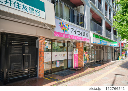 文京区 富坂下 アイセイ薬局 付近 132766241