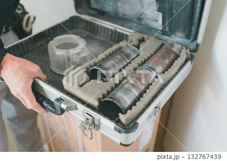 installation of an air conditioner installation of an air conditioner 132767439