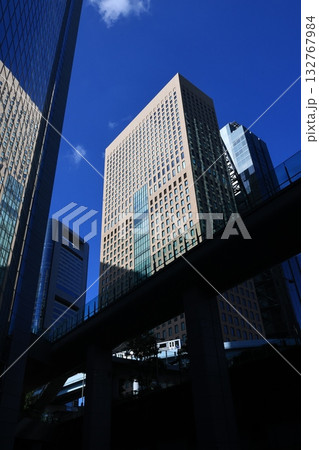 東京都港区新橋の風景 東京都港区新橋の風景 132767984