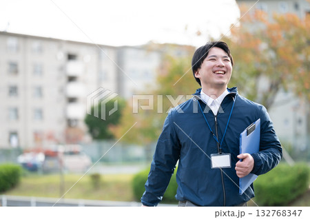 暮らしを支える業者 132768347