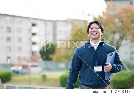 暮らしを支える業者 132768348