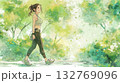 公園を散歩する女性 自然の中でリフレッシュ 132769096