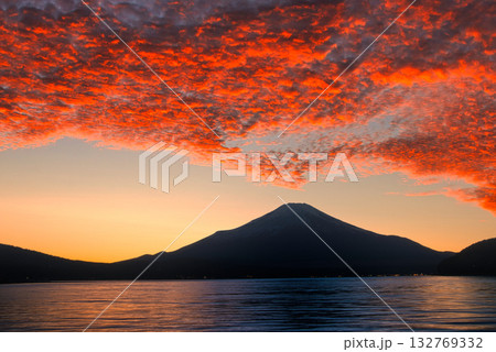 世界遺産・富士山の美しい絶景 132769332