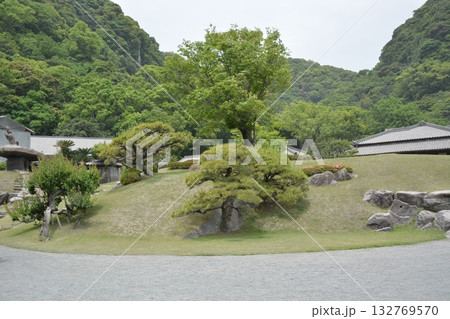 美しい日本庭園の風景 132769570