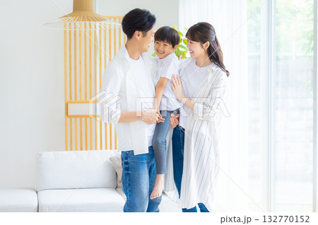 ファミリー 家族のポートレート ファミリー 家族のポートレート 132770152