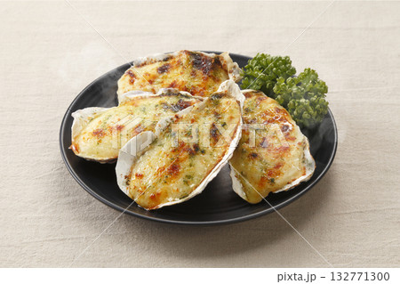 殻付き牡蠣グラタン 132771300