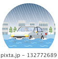 冠水した道路を走行する車_ドーム型 132772689